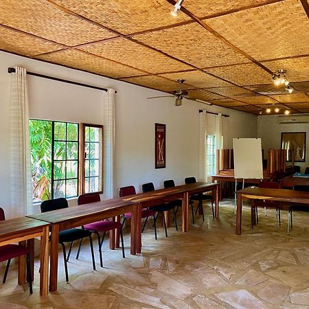 Tambuti Lodge Rundu Zewnętrze zdjęcie