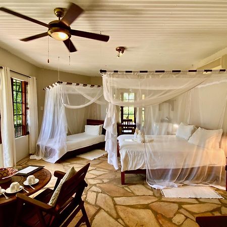 Tambuti Lodge Rundu Zewnętrze zdjęcie