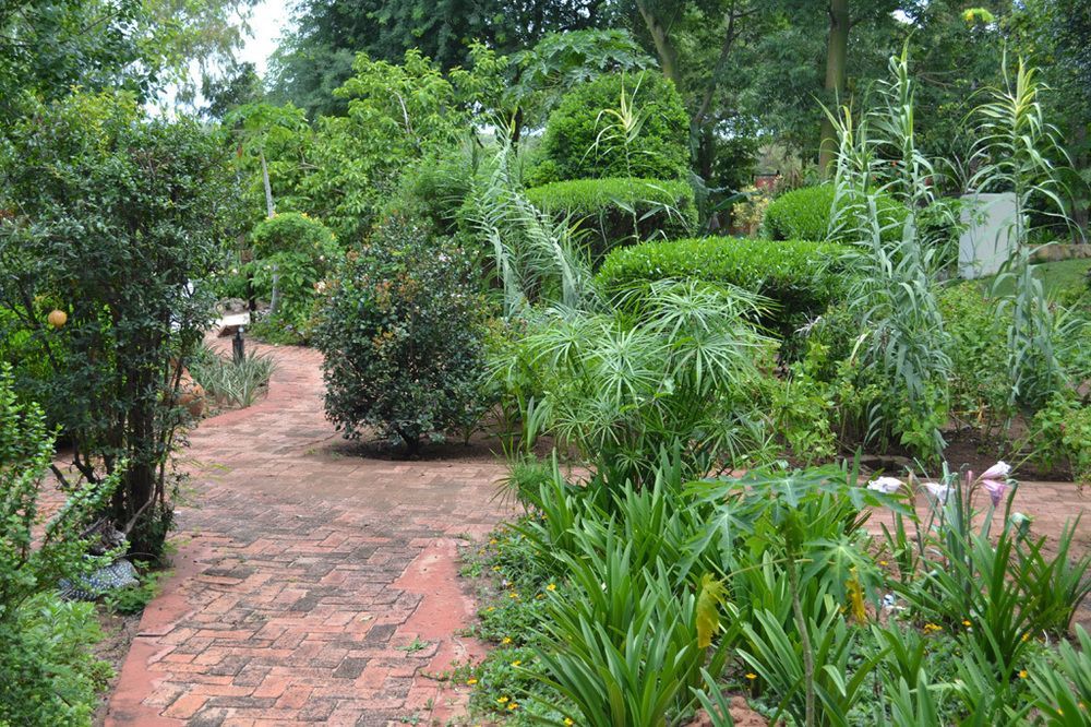 Tambuti Lodge Rundu Zewnętrze zdjęcie