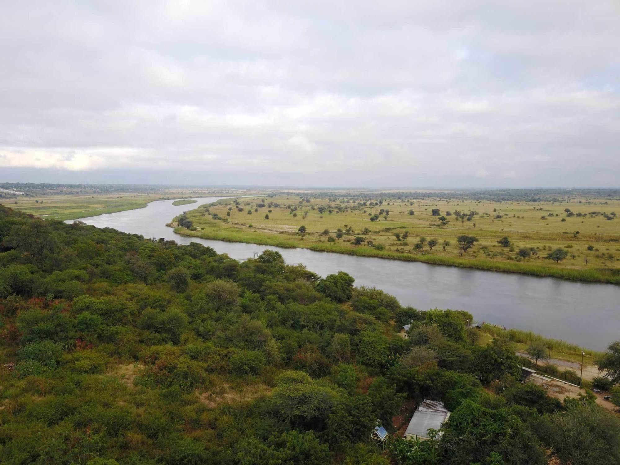 Tambuti Lodge Rundu Zewnętrze zdjęcie
